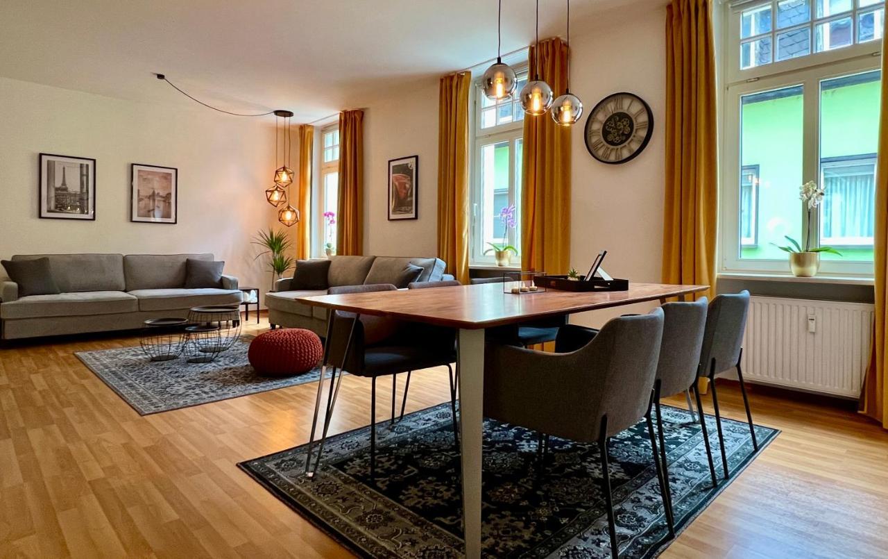 טראבן-טרארבאך Vonmos City Apartments מראה חיצוני תמונה