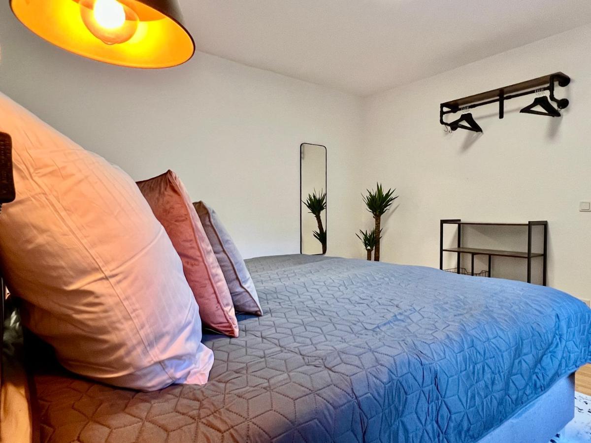 טראבן-טרארבאך Vonmos City Apartments מראה חיצוני תמונה