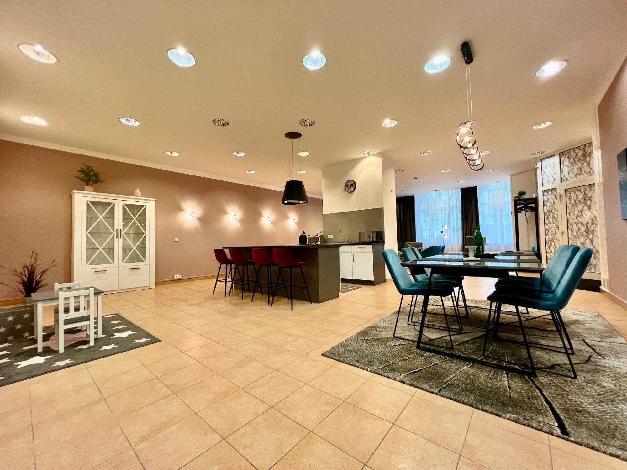 טראבן-טרארבאך Vonmos City Apartments מראה חיצוני תמונה