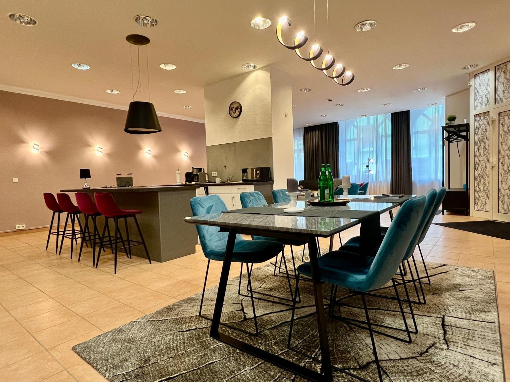 טראבן-טרארבאך Vonmos City Apartments מראה חיצוני תמונה