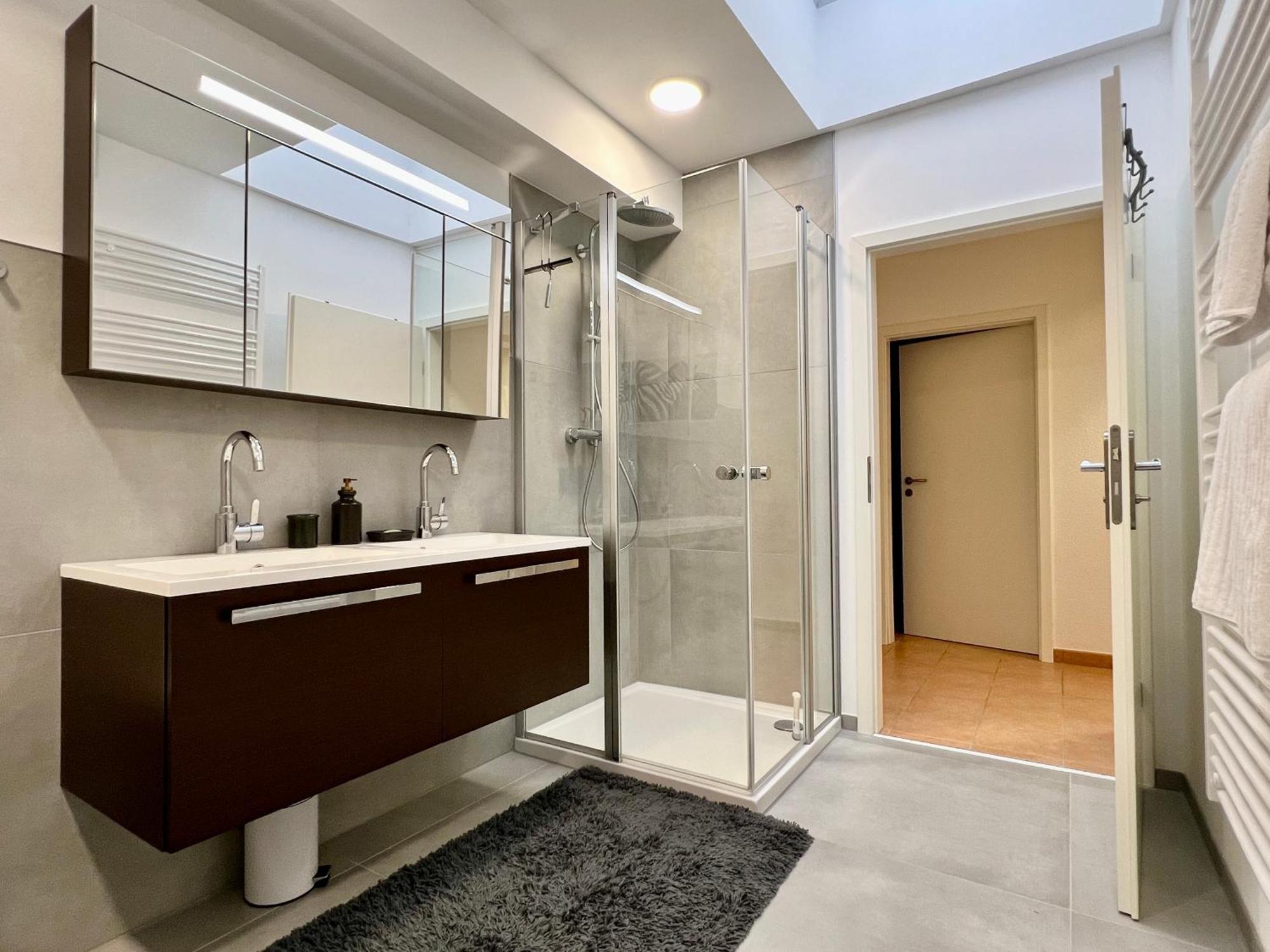 טראבן-טרארבאך Vonmos City Apartments מראה חיצוני תמונה